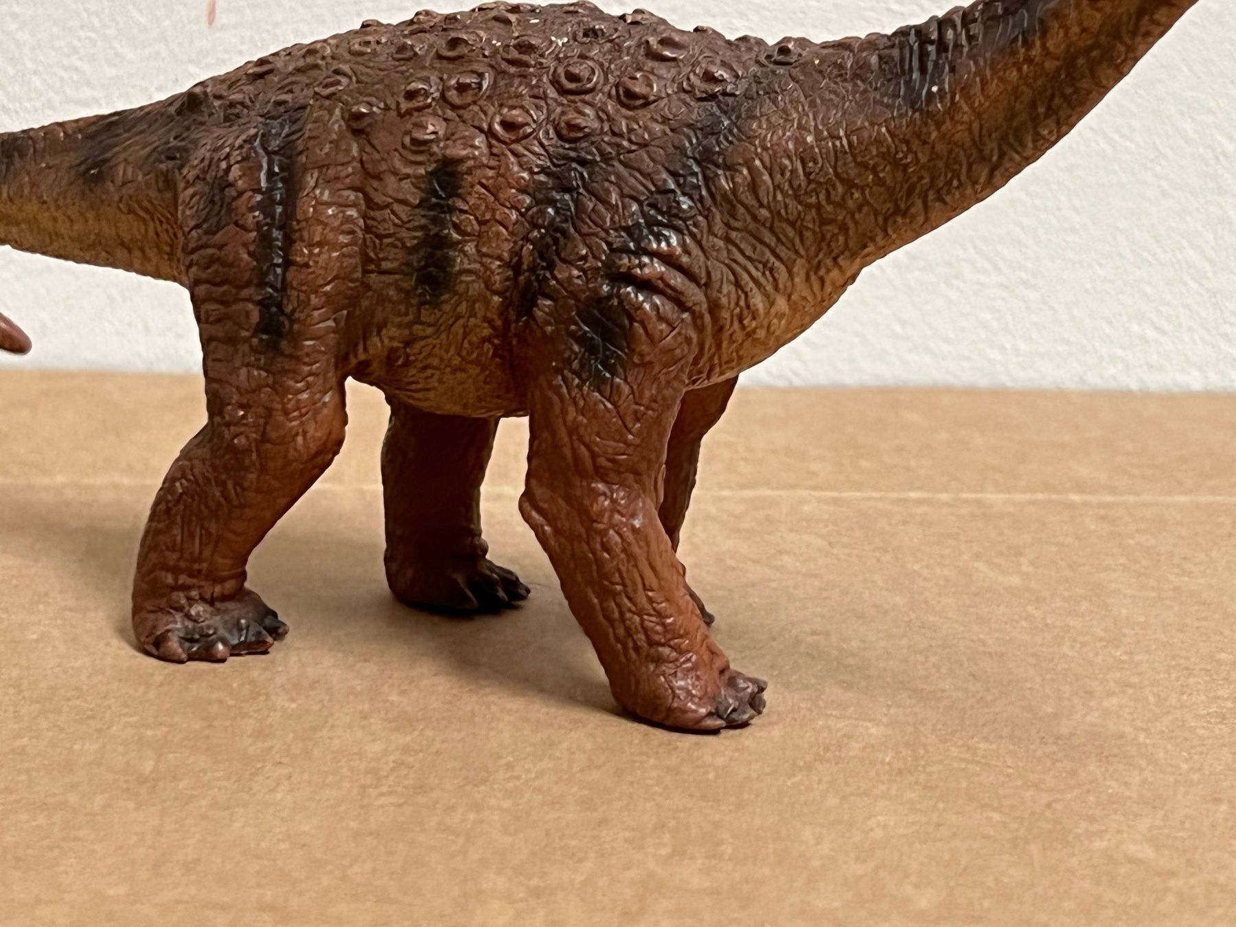 Schleich Statuette: Schleich Saltasaurus Dinosaurier Dino – Usato da Ennetbaden venduto da mapa05 2