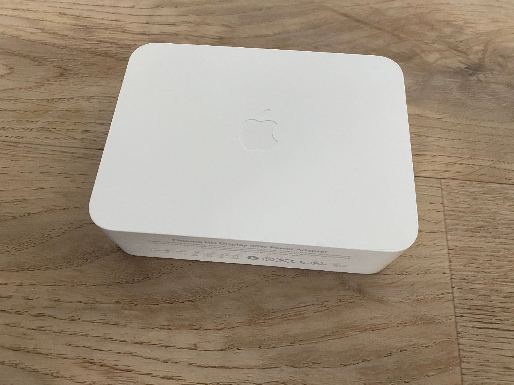 Apple Caricabatterie: Original Apple Cinema Display 90W Netzteil A1097 Adapter – Usato da Wetzikon ZH venduto da BackToRetro 4