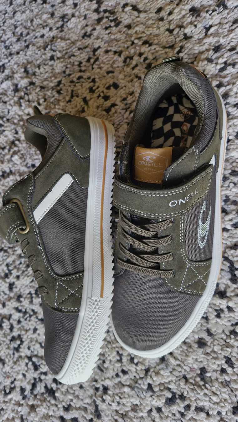 O'Neill Scarpe per ragazzi: O Neill Sneakers Kinderschuhe Gr. 36 – Nuovo (secondo la descrizione) da Basel venduto da Andrealin