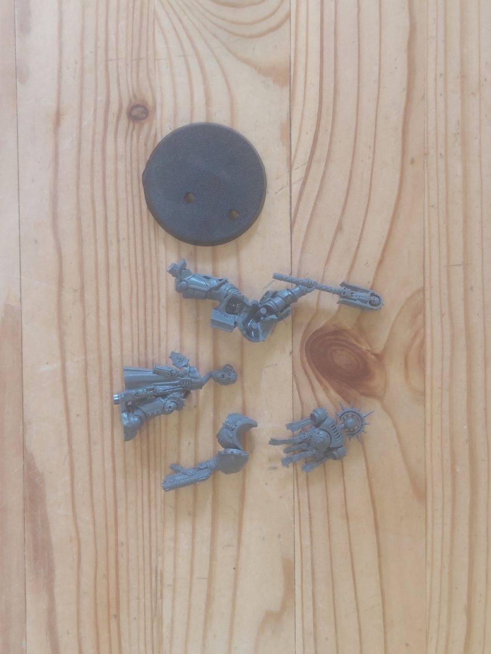 Modellbausätze & Standmodelle: Indomitus Chaplain/Execrator Warhammer 40.000 Space Marine – Neu (gemäss Beschreibung) aus Zürich von kitkis 2