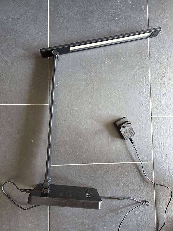 Lampen: Schreibtischlampe klappbar – Gebraucht aus Bern von deb_t8fl
