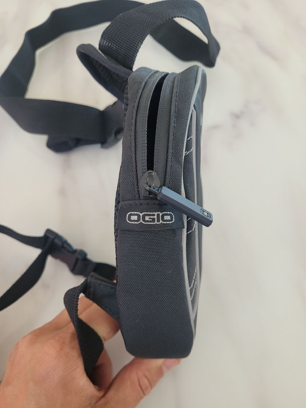 Dainese Borse: Dainese Ogio Beintasche gebraucht! – Usato da Beinwil am See venduto da dca_vg5p 2
