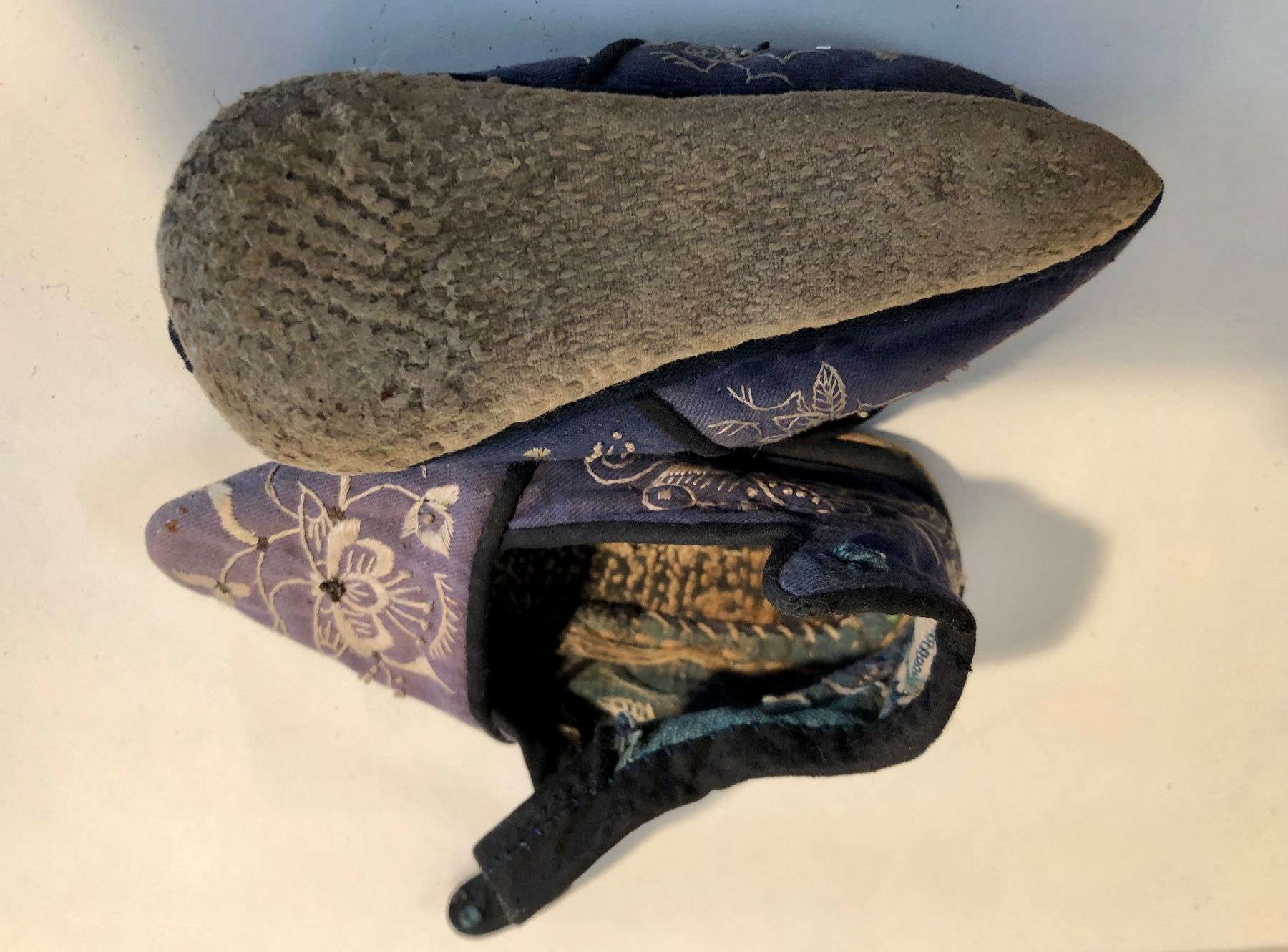 Damenschuhe: China Textil Lilienschuhe antik – Gebraucht aus Basel von chinarh891 2