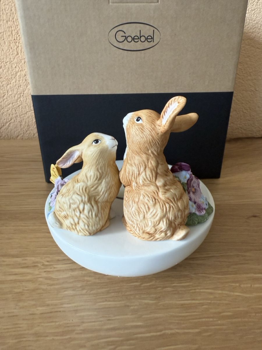 Statuette: Ostern Goebel Teelicht mit Osterhasen – Nuovo e nell'imballaggio originale da Sarmenstorf venduto da Nathaliie_21 2