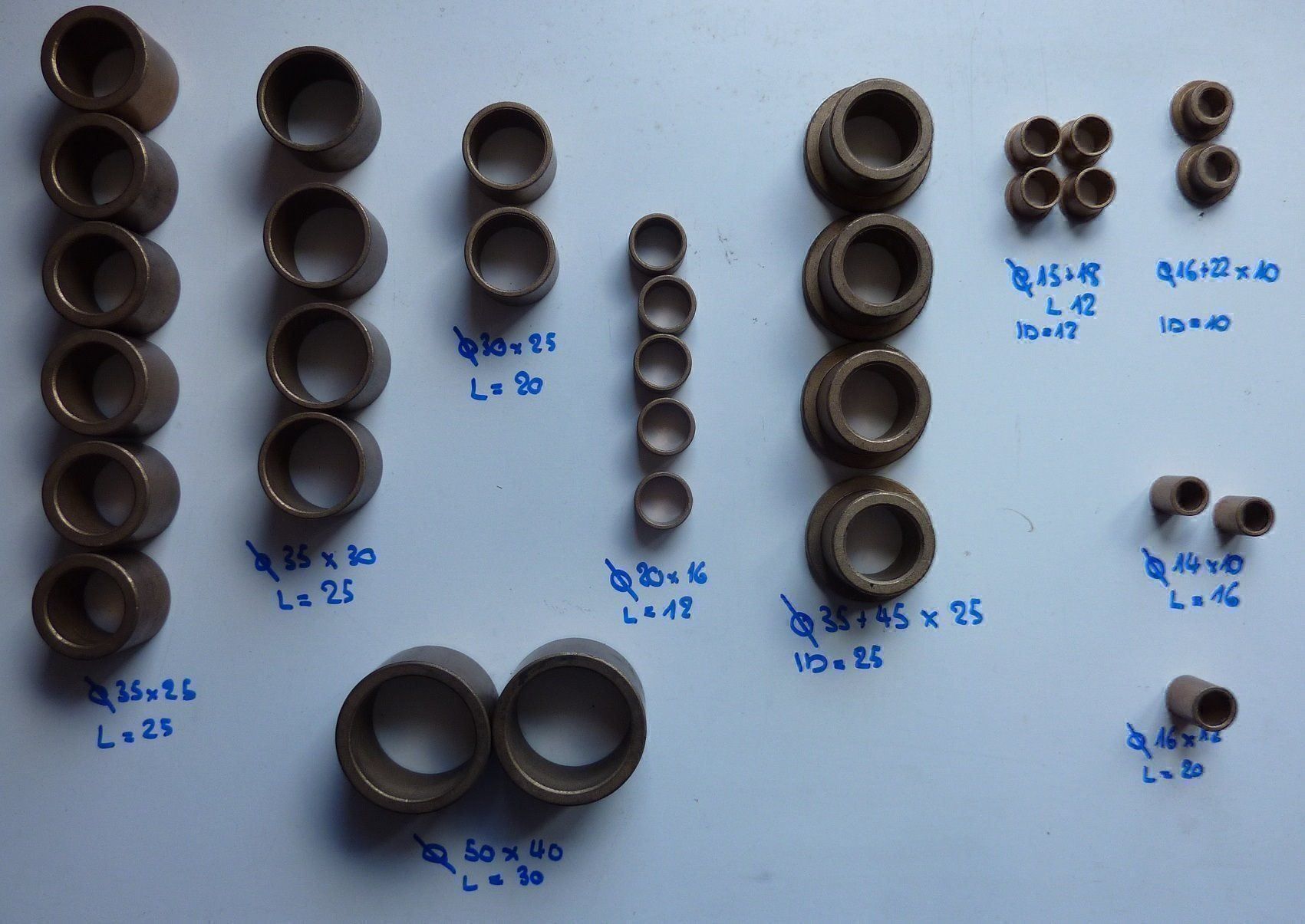 Altro per industria metallurgica: Bronce Sinterbuchsen – Nuovo (secondo la descrizione) da Lohn-Ammannsegg venduto da xymark