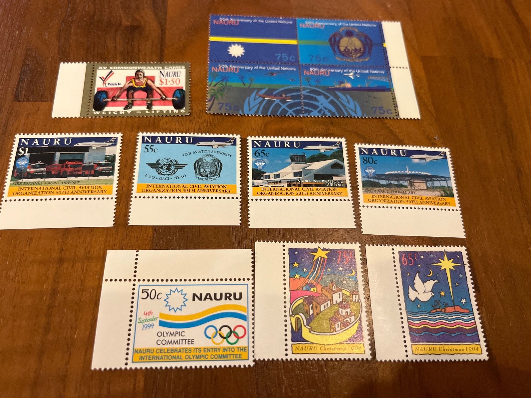 Tutti i francobolli: Briefmarken Nauru – Nuovo e nell'imballaggio originale da Zürich venduto da engebrunau
