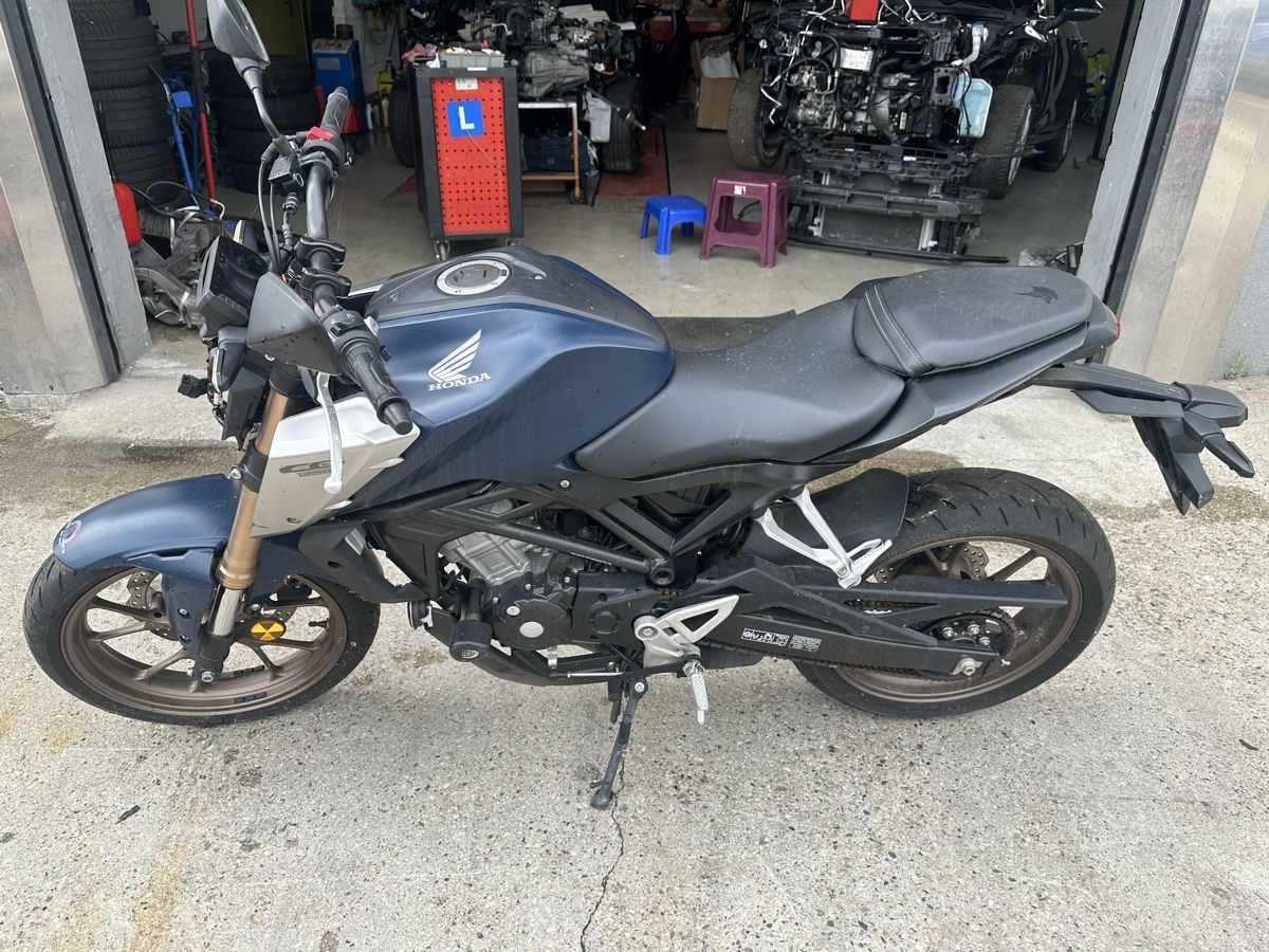 Honda Strada: Honda CB – Difettoso da Treycovagnes venduto da Campingcar65 5