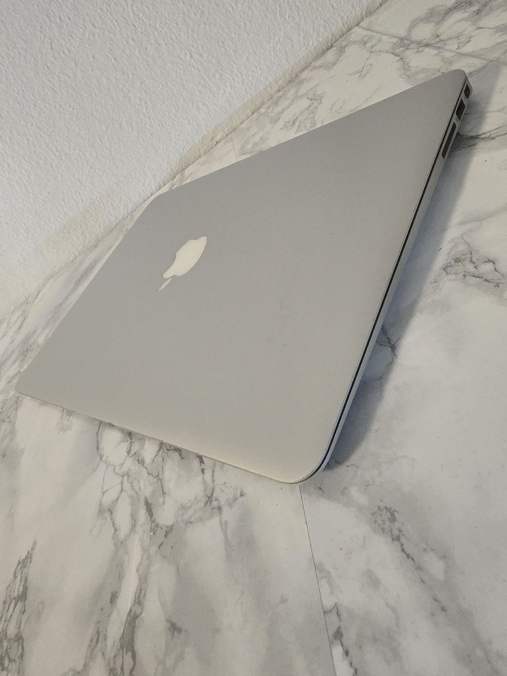 Apple Notebook: MacBook Air i5 | 4Go RAM | SSD 121Go – Usato da Renens VD venduto da MTD2211 4