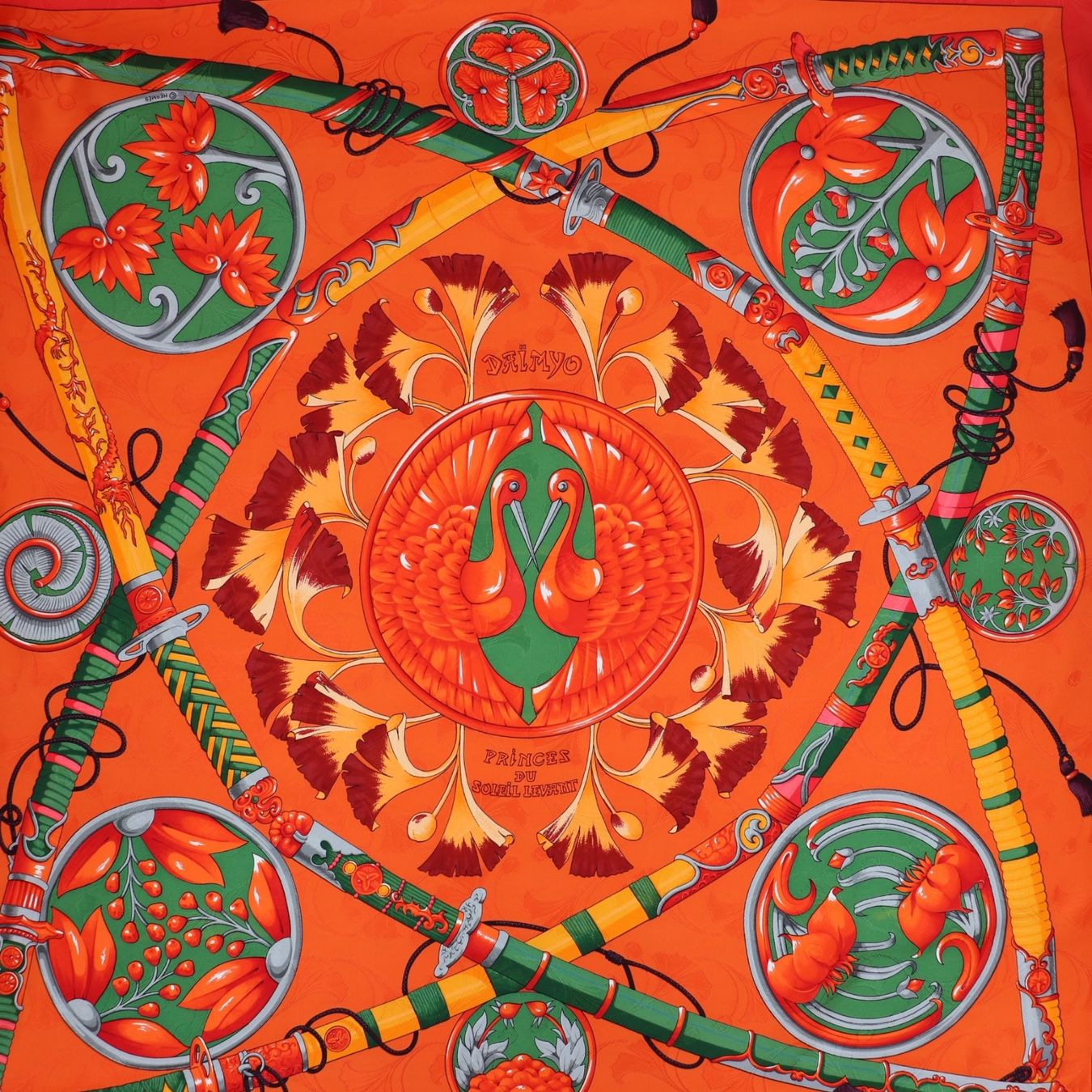 Hermès Foulard & Sciarpe: Hermès Carré "Daïmyo" orange – Usato da Binningen venduto da Designerlabels 4