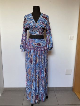 Bohobluse mit Hosenrock aus Seide
