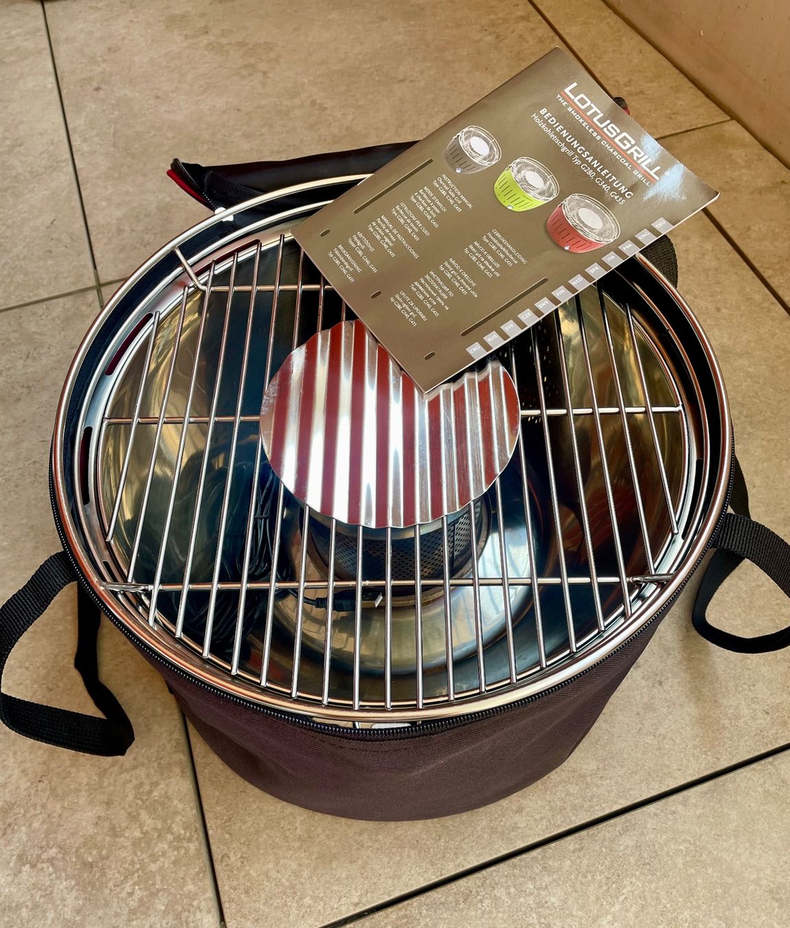 Lotusgrill Grils: LotusGrill barbecue portable 35 cm – Neuf avec emballage d'origine à Conthey par sab_6y76 2