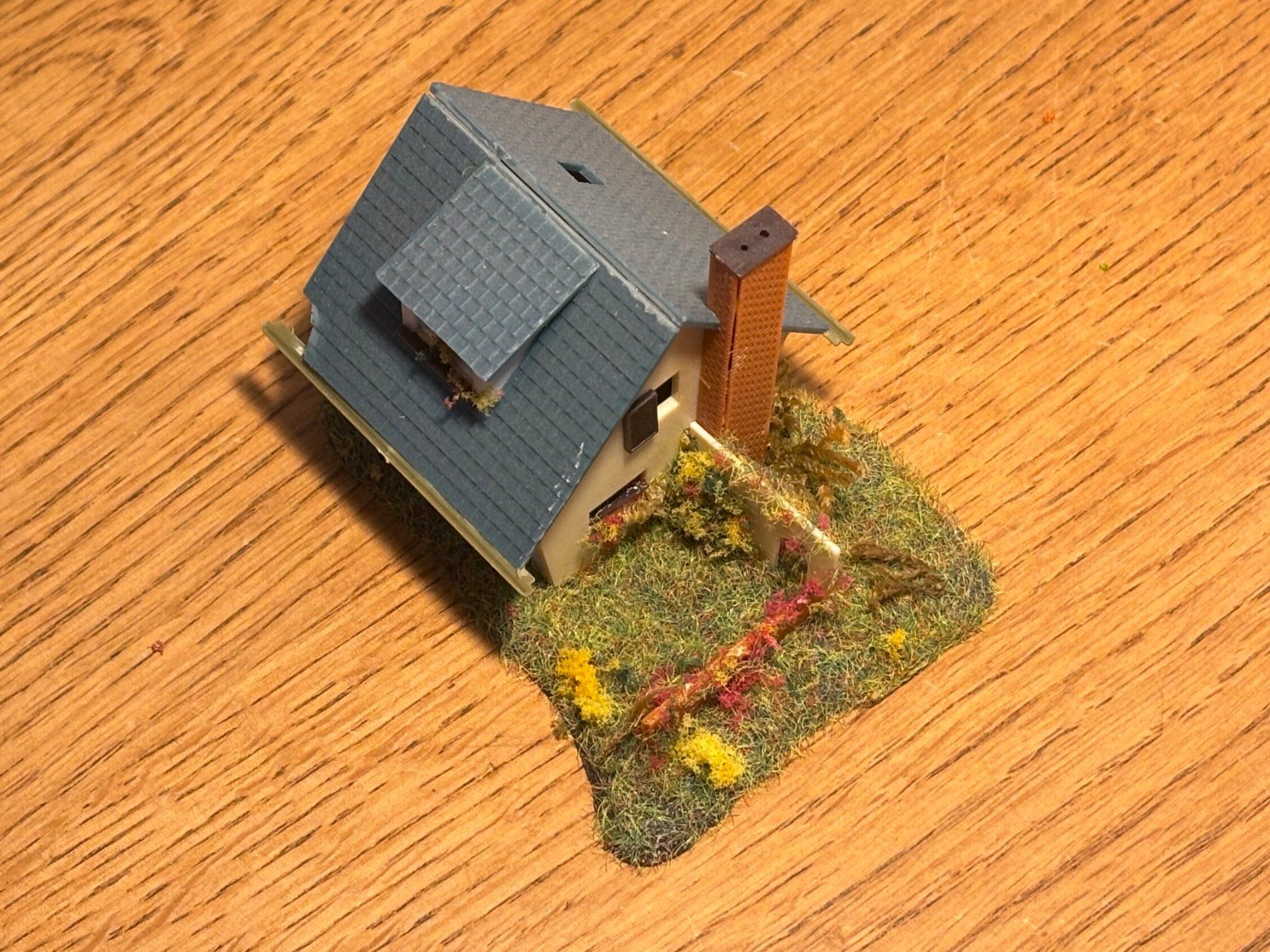 Modellini di ferrovie: L1911: Einfamilienhaus (Spur N) – Usato da Birsfelden venduto da Birs_25 3