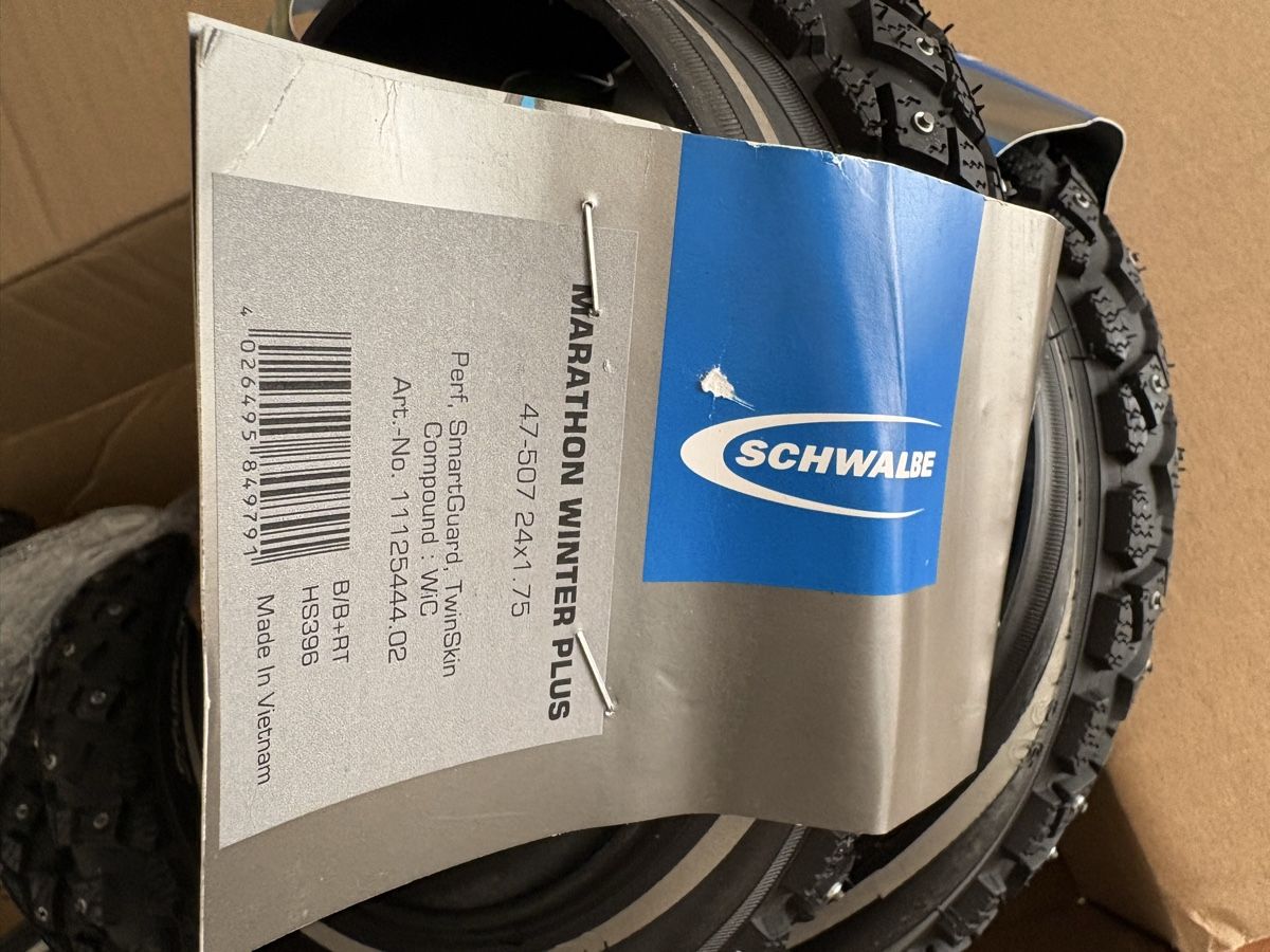 Altro in Scrittura & Disegno: Schwalbe Marathon winter plus 24x1.75 NEU – Nuovo (secondo la descrizione) da Benken SG venduto da sol_5wnz 1