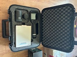 FLIR E8 Waermebildkamera (mit Koffer/Zubehoer)