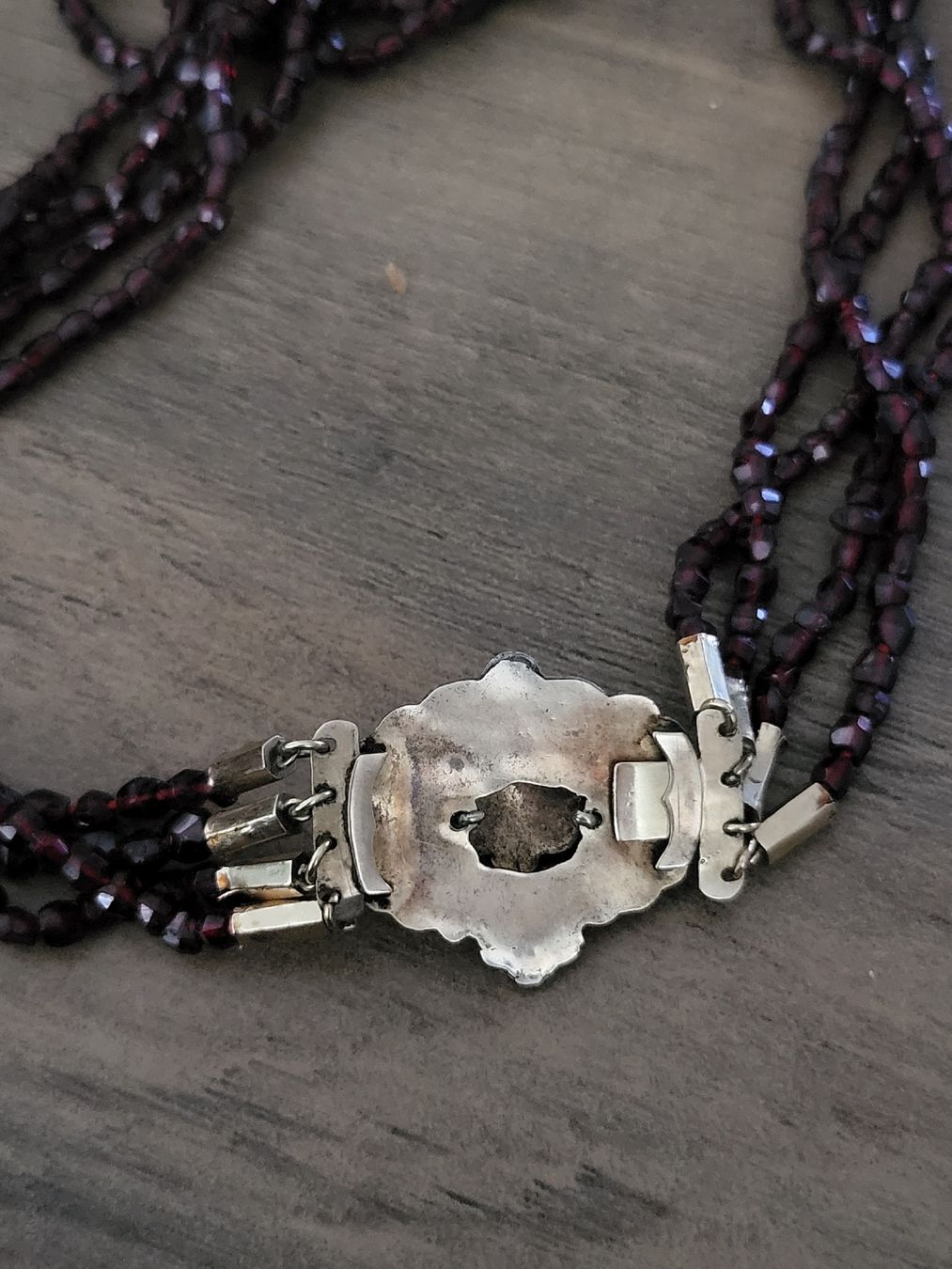 Catenine: Elegantes Kropfband mit Granaten – Nuovo (secondo la descrizione) da Unterägeri venduto da Altgoldschmuck 4