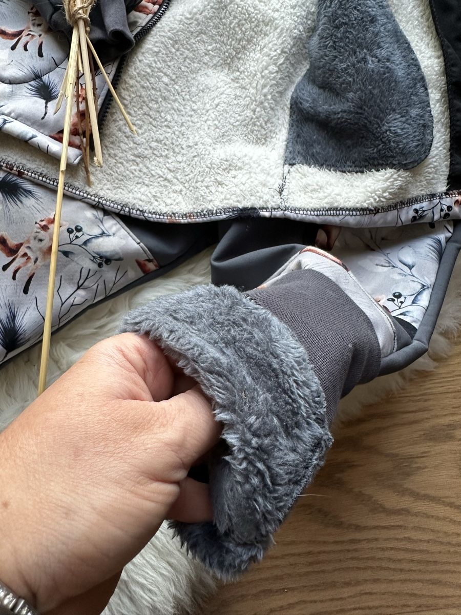 Kleiderpakete: Winter Softshell Set, Teddyfutter, MITWACHSEND 92/98 HANDMAD – Gebraucht aus Obfelden von dafae 3