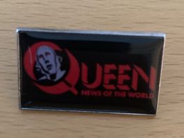 Queen Pin Anstecker Punk Rock Metal Pop