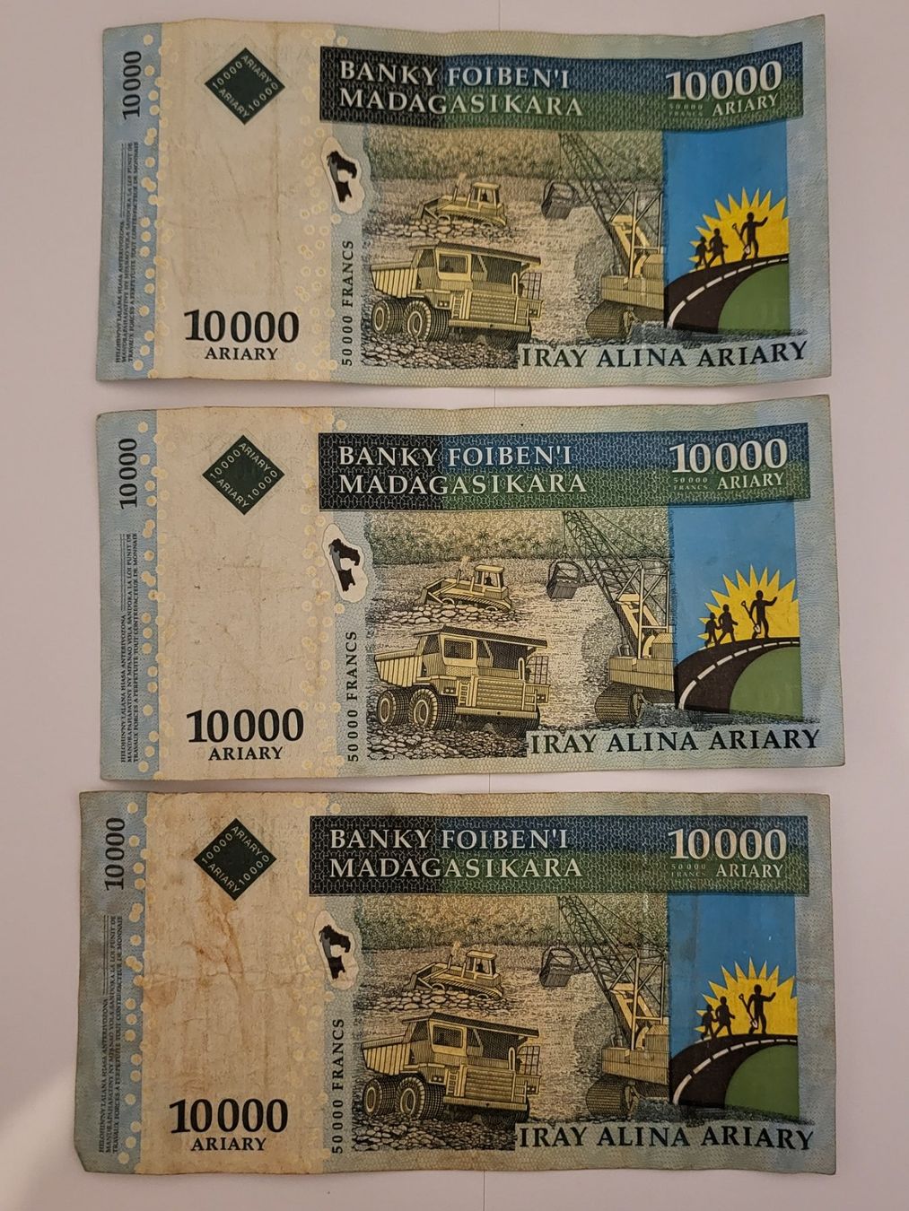 Banconote: Banknoten aus Madagascar – Usato da Pravidondaz venduto da LVtik 4