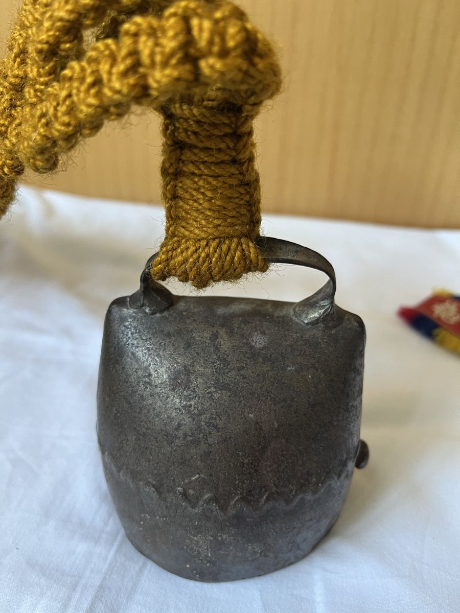 Campanacci mucche: 4 x Glocken Kuhglocken – Usato da Münchenstein venduto da Sozial_Labor_Brocki 3