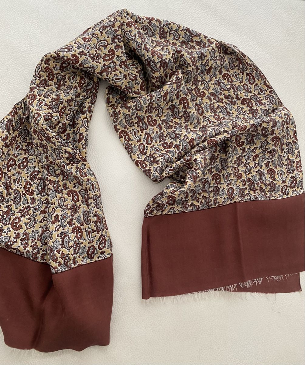 Foulard & Sciarpe: Seiden Schal 🌸 – Usato da Opfikon venduto da Luis144 1