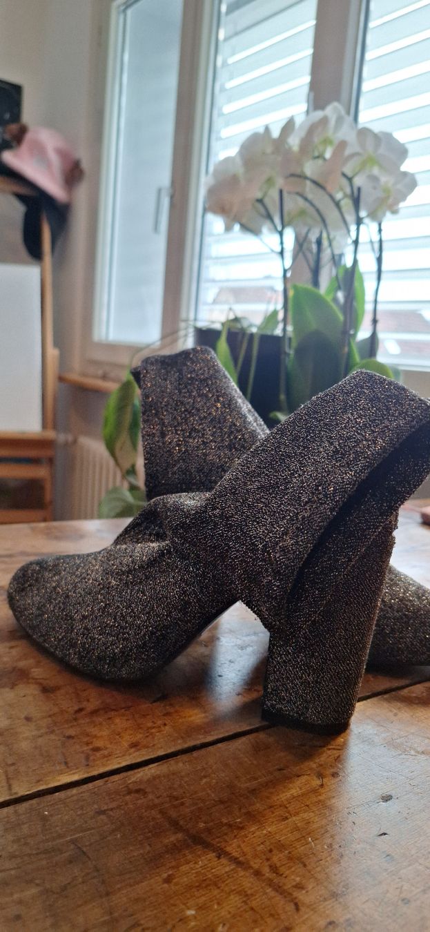 Scarpe da donna: Glitzer-Stiefeletten – Usato da Winterthur venduto da shishibelle 1