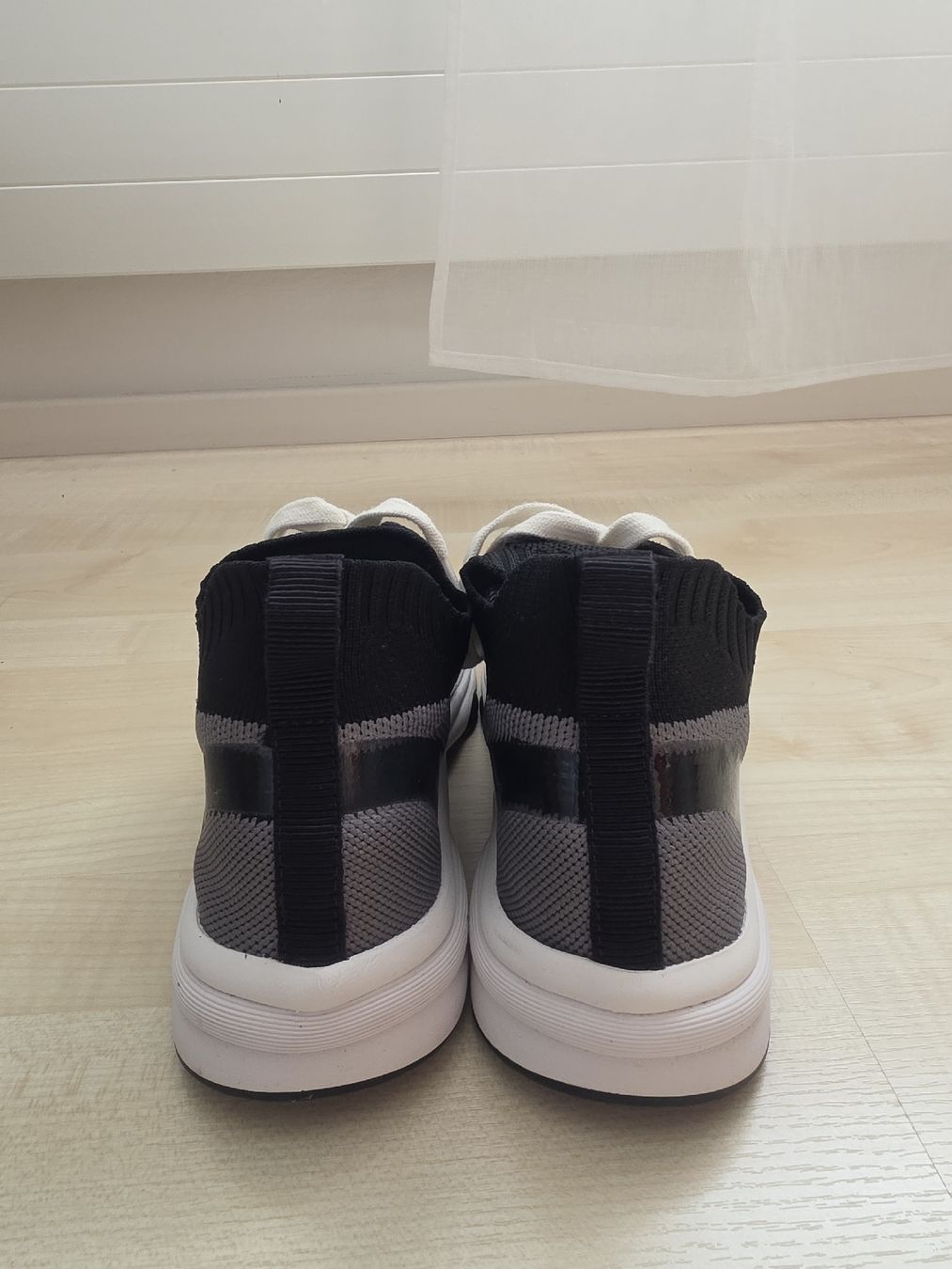 Chanel Scarpe da donna: Chanel 22 Cruise Schwarzer Sneaker – Nuovo (secondo la descrizione) da Baar venduto da reijin90 4