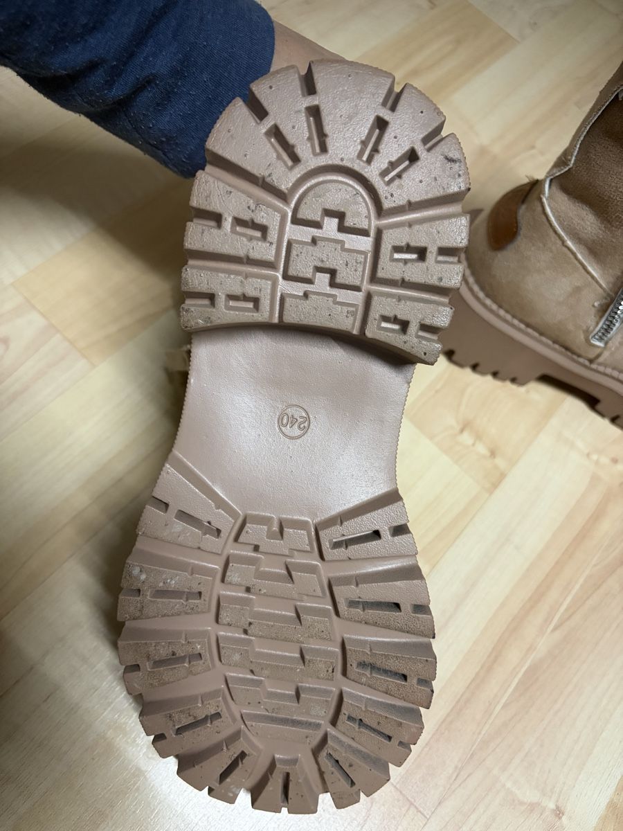 Scarpe da donna: Winter Boots Stiefeletten mit Warmfutter, Gr. 38 - Top! – Nuovo (secondo la descrizione) da Granges-Paccot venduto da Fwaeber 3