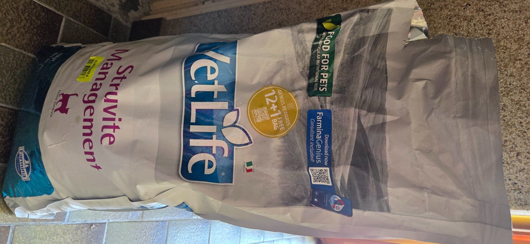 Mangimi: Nourriture pour chats – Nuovo (secondo la descrizione) da Muraz (Collombey) venduto da foo_9dyl