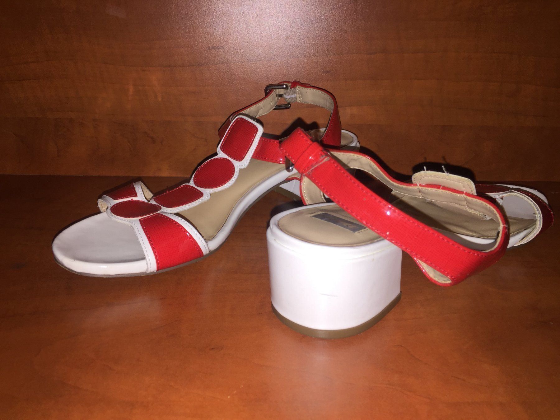 Damenschuhe: Sandales/Sandalen  BATA    Pointure/Nummer 36 – Gebraucht aus Cossonay-ville von Super-Price-Quality 2