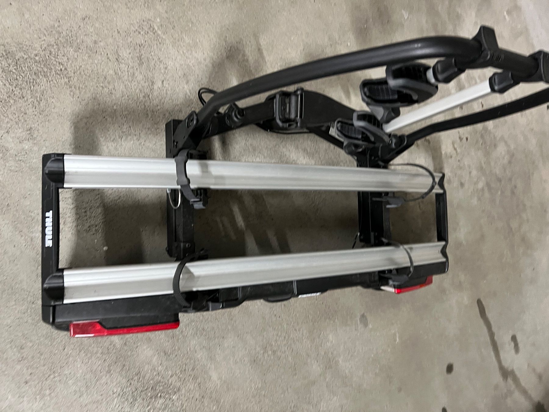 Ganci per rimorchio: Thule VeloSpace XT2 Fahrradträger – Usato da Lufingen venduto da Pepe0 1