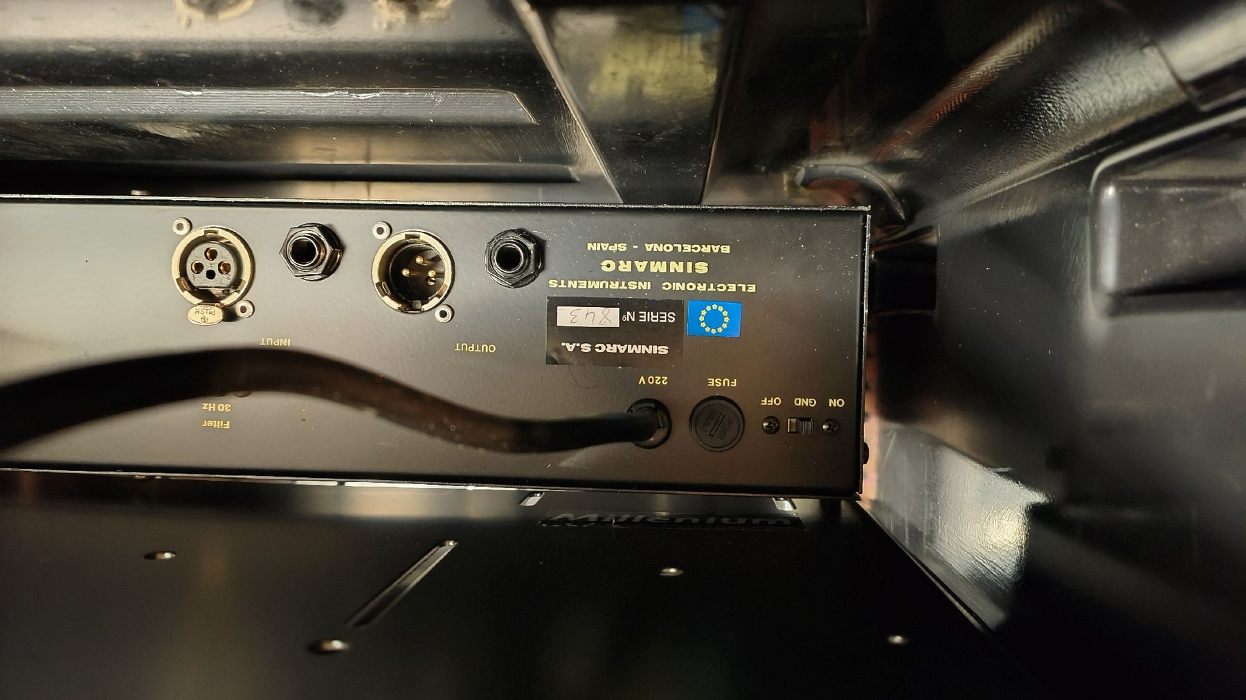Equalizzatori: Audio Equipment Rack Behringer Sinmarc gebraucht – Usato da Bennwil venduto da Rock-Racer 5