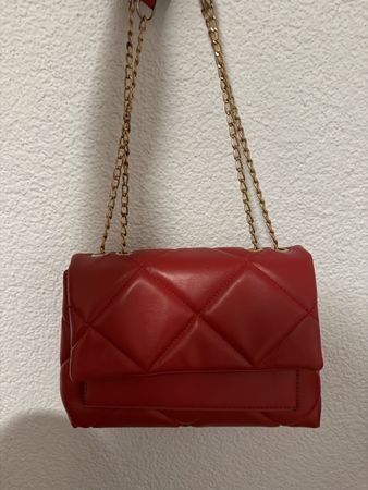 Rote Schultertasche – guter Zustand ⭐