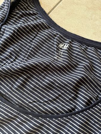 Damen-Tops / 4er-Set/ versch. Farben / Grösse S