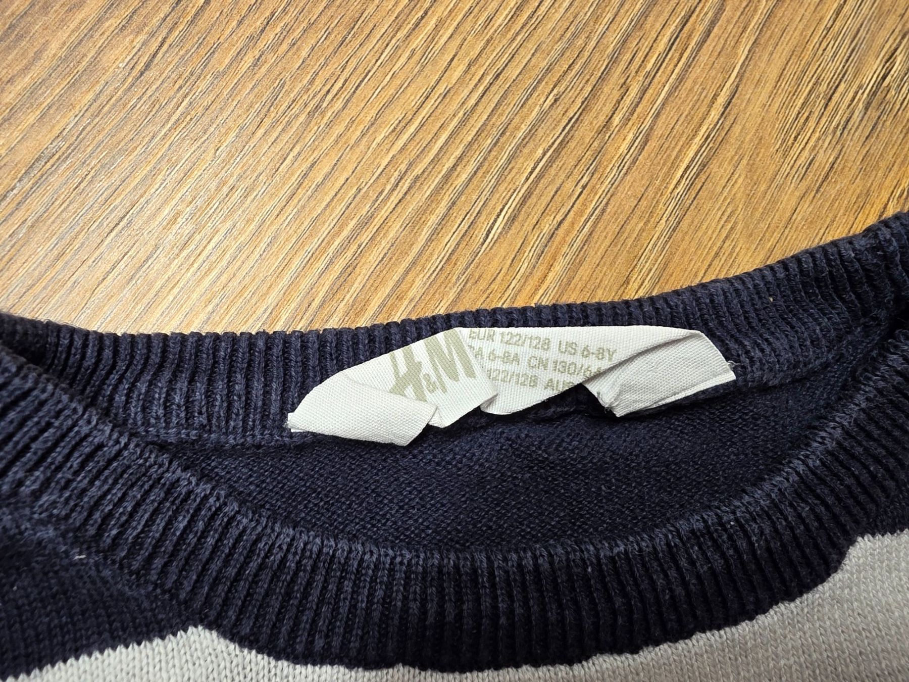 H&M Pullover & Sweatshirts: Pullover, Strickpullover H&M Gr. 122/128 – Gebraucht aus Nebikon von Japostyle 2