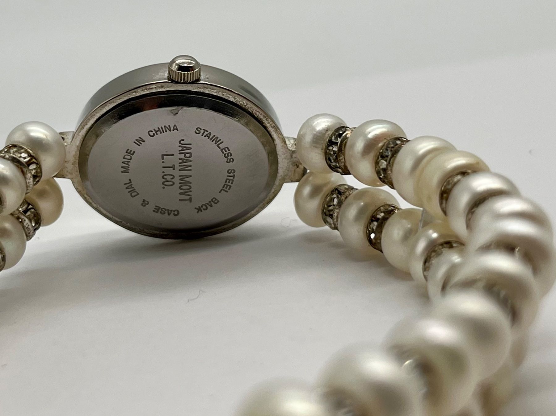 Uhren: Damen-Perlenuhr mit Silberelementen – Gebraucht aus Aarau von VelEis_Watches 4