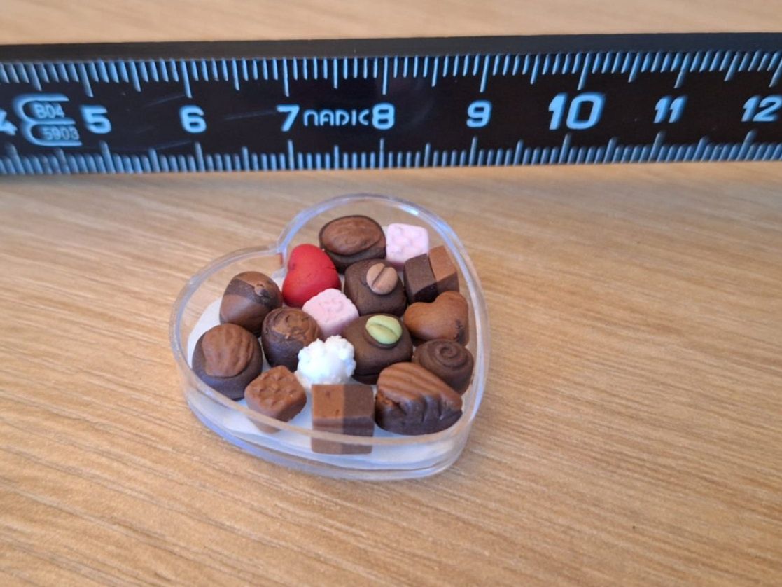 Puppenhäuser & -möbel: Handmade Pralinen – Neu (gemäss Beschreibung) aus Zürich von HandmadeTinyFood 3