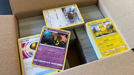 Pokemon Sammlung 1200+ Karten Englisch 2.3kg (Bulk)