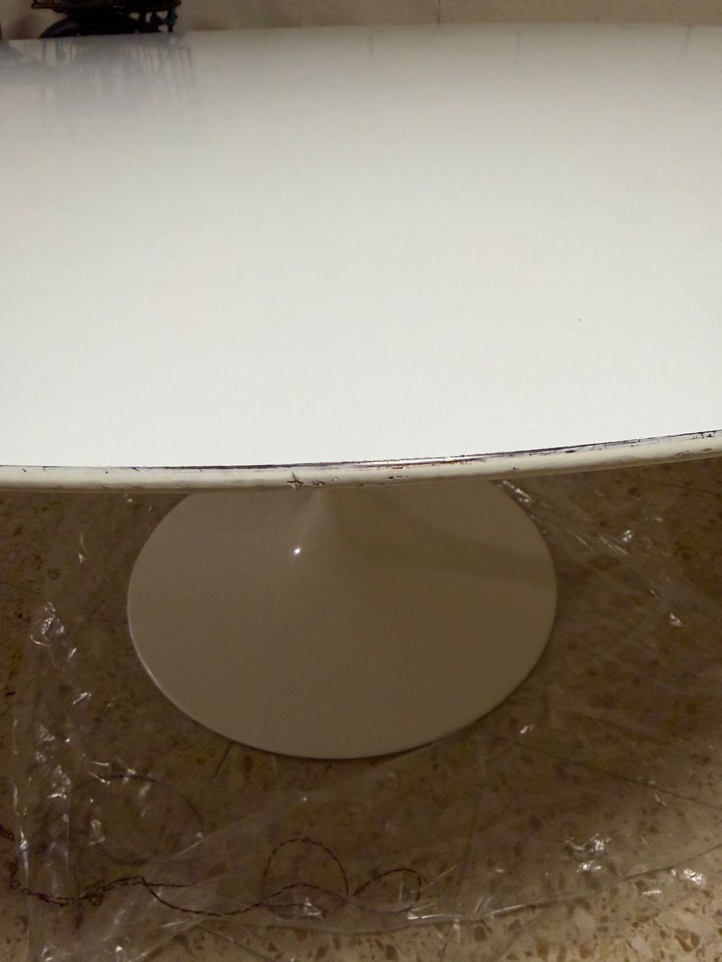 Knoll Tavoli: Knoll tulip table vintage – Usato da St-Blaise venduto da Verindec 1