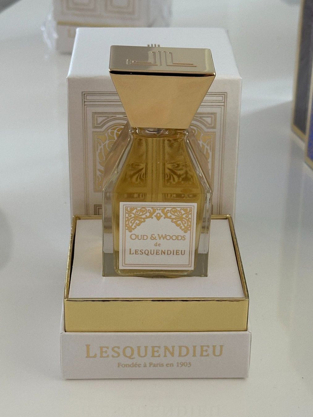 Profumi & Eau de Toilette: Lesquiendieu Ouds and Woods – Nuovo e nell'imballaggio originale da Zug venduto da luk_bgz7 1