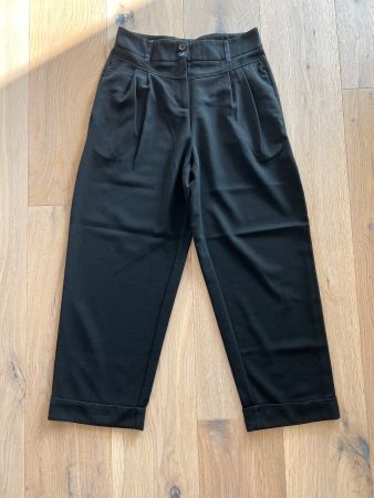 schwarze, weite,  elegante Hose von Someday in Gr. 36