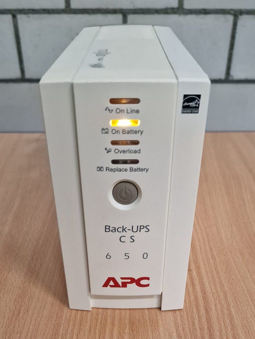 Apc Batterie: APC Back UPS CS 650 USV 650VA – Usato da Chur venduto da shop.chur
