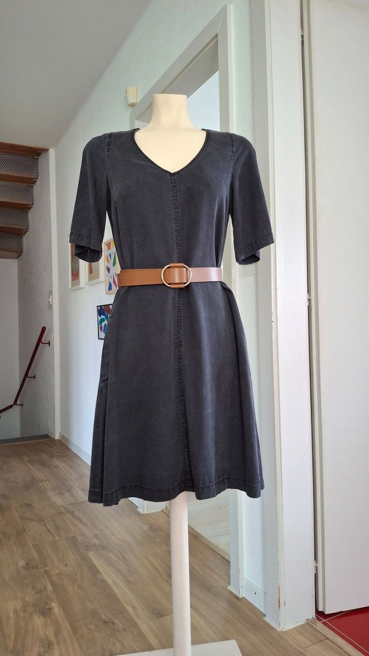Marc O'Polo Kleider: Robe MARC O POLO 100 lyocell taille 36 – Neu (gemäss Beschreibung) aus Yverdon-les-Bains von car_vz9j 1