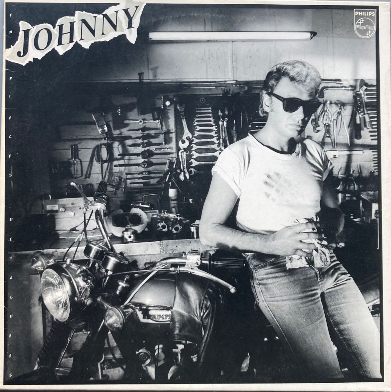 Dischi in vinile: JOHNNY HALLYDAY - EN PIECES DETACHEES – Usato da Poliez-Pittet venduto da Newtown-Records