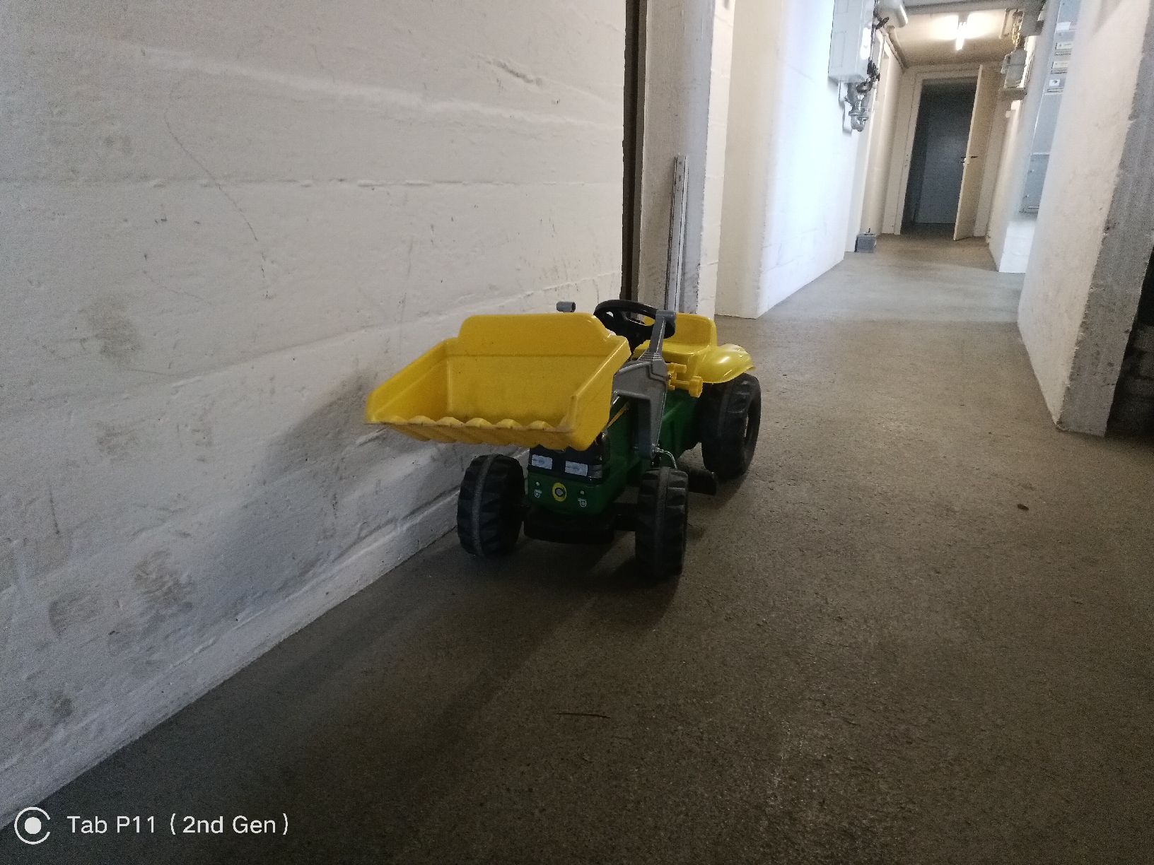 John Deere Veicoli per bambini: Kleiner Trettraktor mit Frontschaufel – Usato da Winterthur venduto da trailpimp 1