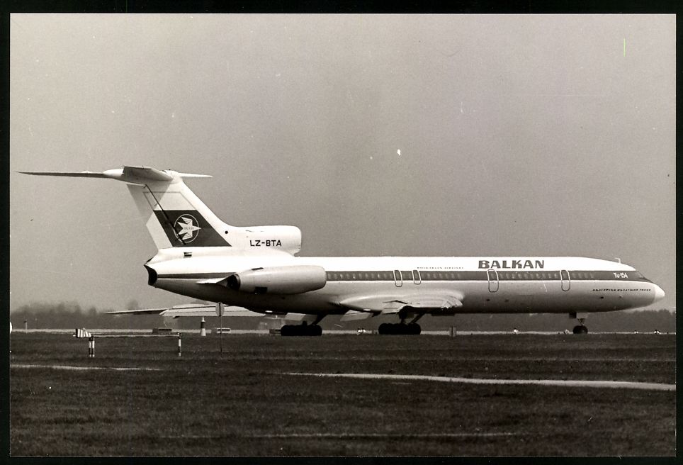 Fotografie & Manifesti: Fotografie Flugzeug Tupolev Tu-154 Balka – Usato da Berlin venduto da bartko-reher