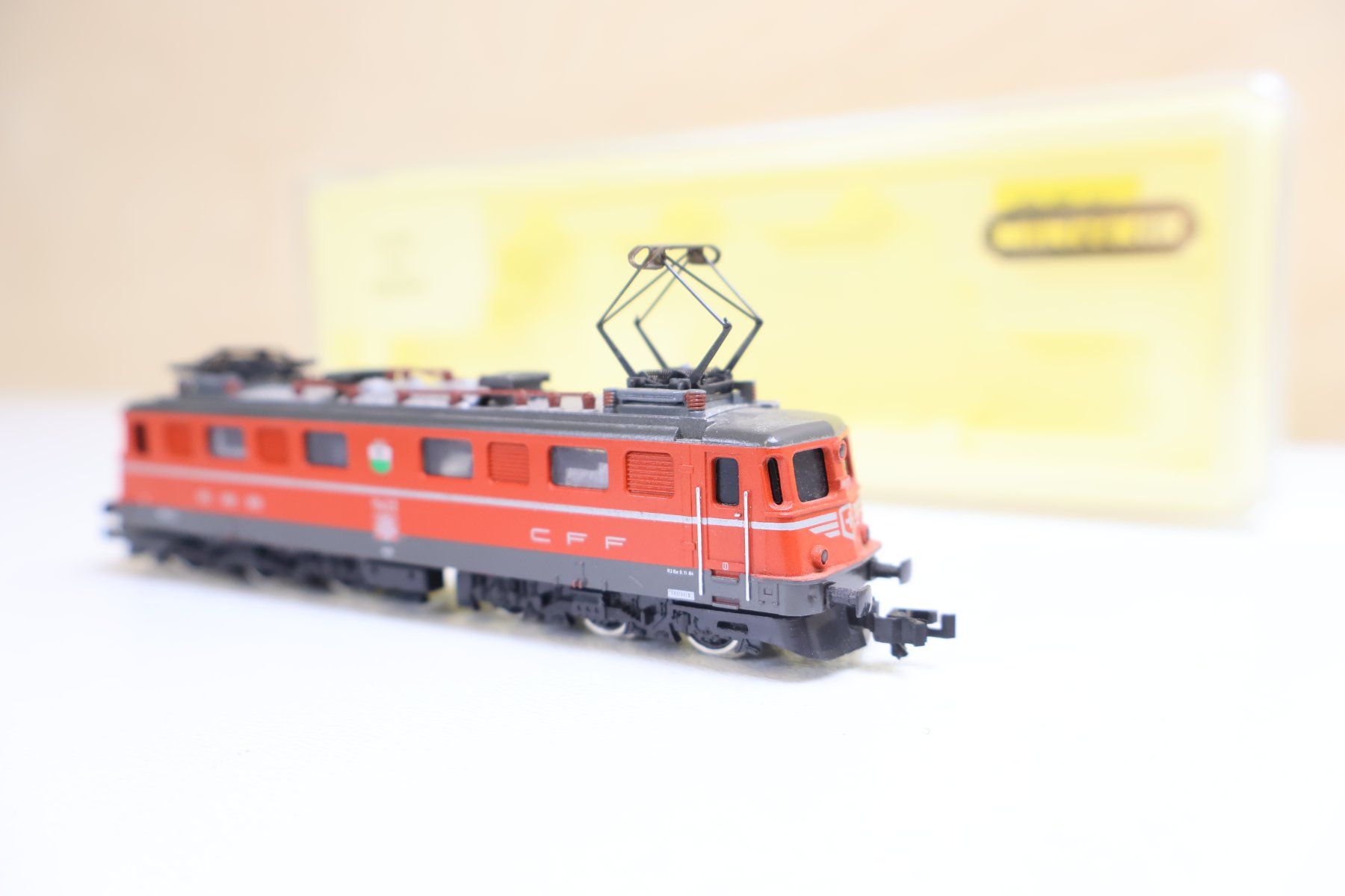 Trix Modellini di ferrovie: Minitrix SBB Ae 6/6 E-Lok Digital 12968 - Kanton Vaud – Usato da Winterthur venduto da Monstera 6