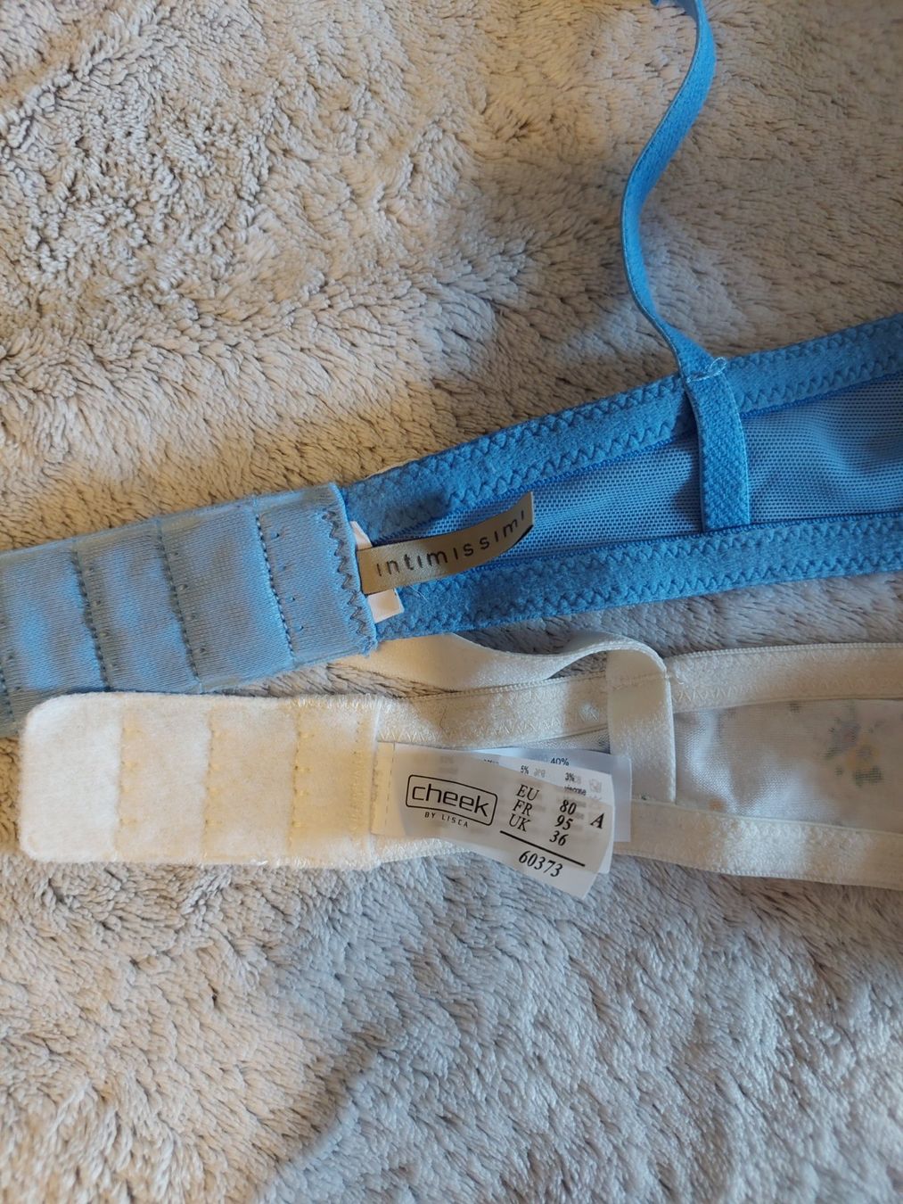 Altra biancheria intima: 2 BHs Damen Grösse 80A – Usato da Bauma venduto da selunchen 2