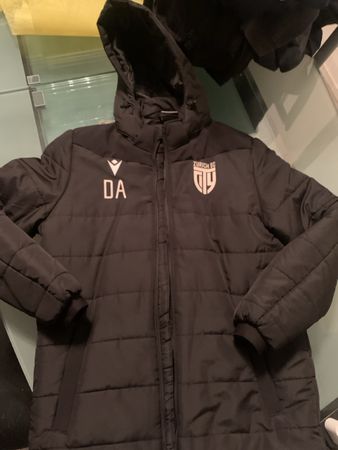Macron Winterjacke Zürich CITY SC schwarz Grösse S 