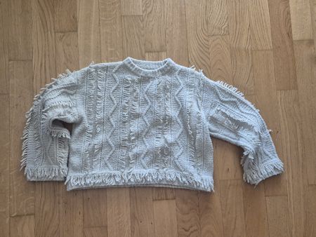 Zara Girl's Knit Sweater, size 8-9 Years, unique design