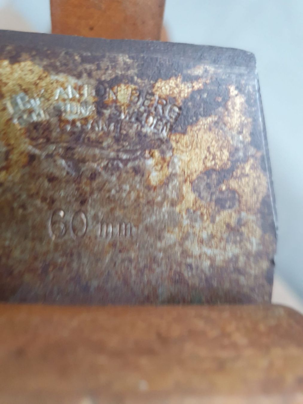Alle Werkzeuge: 3 Handhobel und 1 grosse Holz-Schraubzwinge – Gebraucht aus Basel von FirstClass4000 4